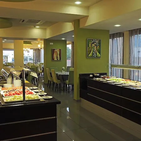 公寓式酒店 月瑞纳普公寓酒店 圣纳帕
