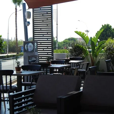 月瑞纳普公寓酒店 3*