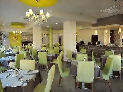 月瑞纳普公寓酒店 圣纳帕